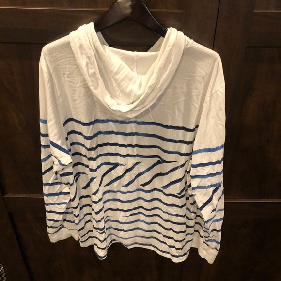 American Rag Pullover - Picture 3 of 3